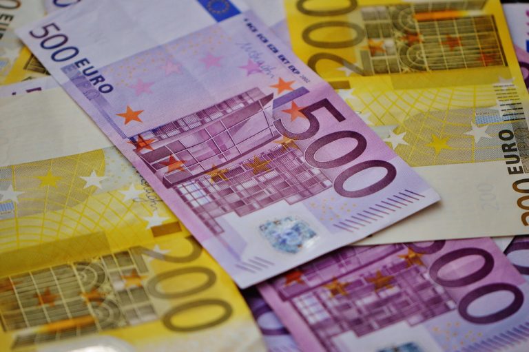Jak znaleźć najlepszego doradcę finansowego w Krakowie?